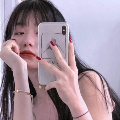 男人转化出机器人铠装
